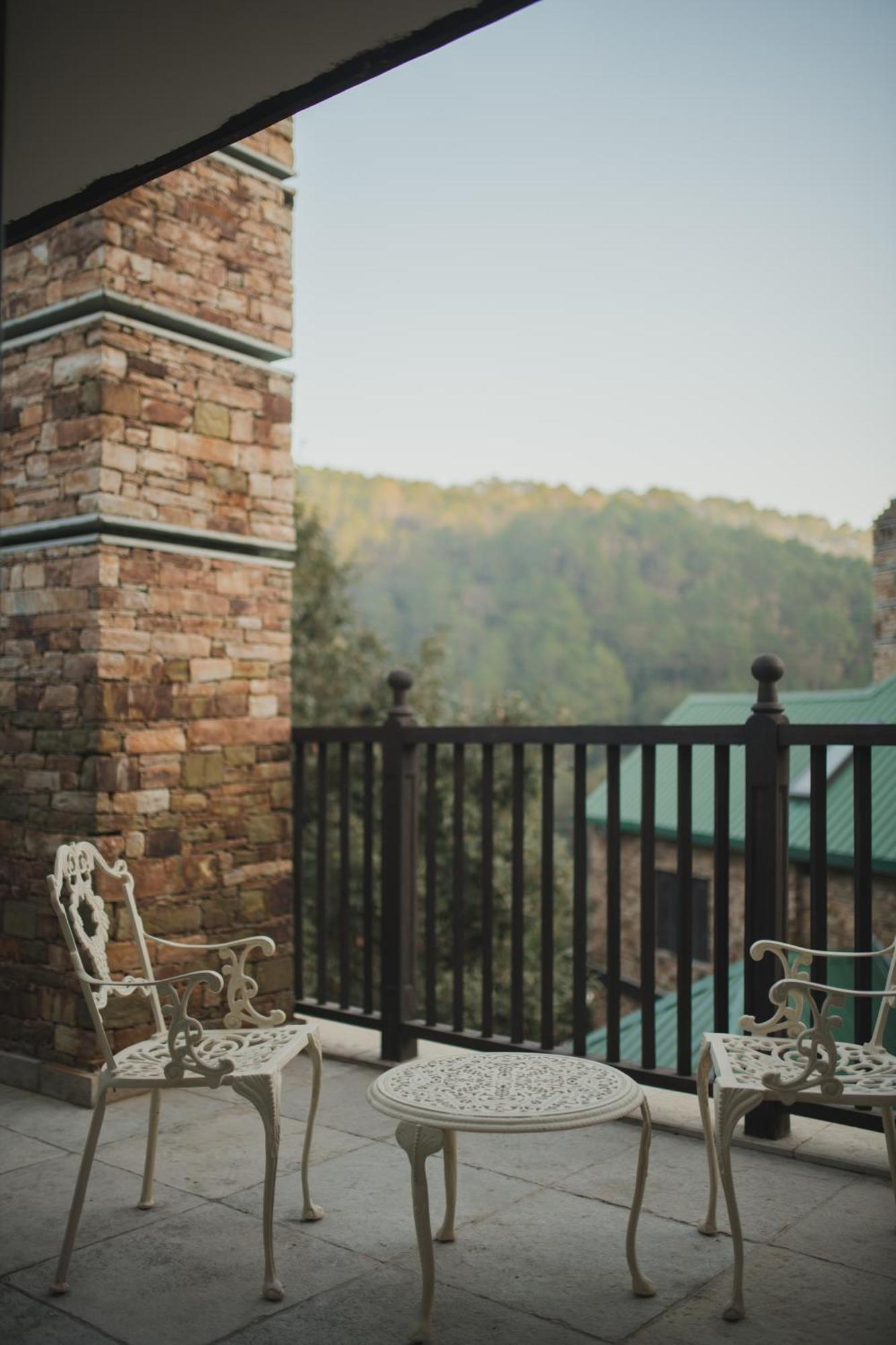 Brij Atmanya Bhowali, Nainital, A Luxury Mountain Escape Zewnętrze zdjęcie